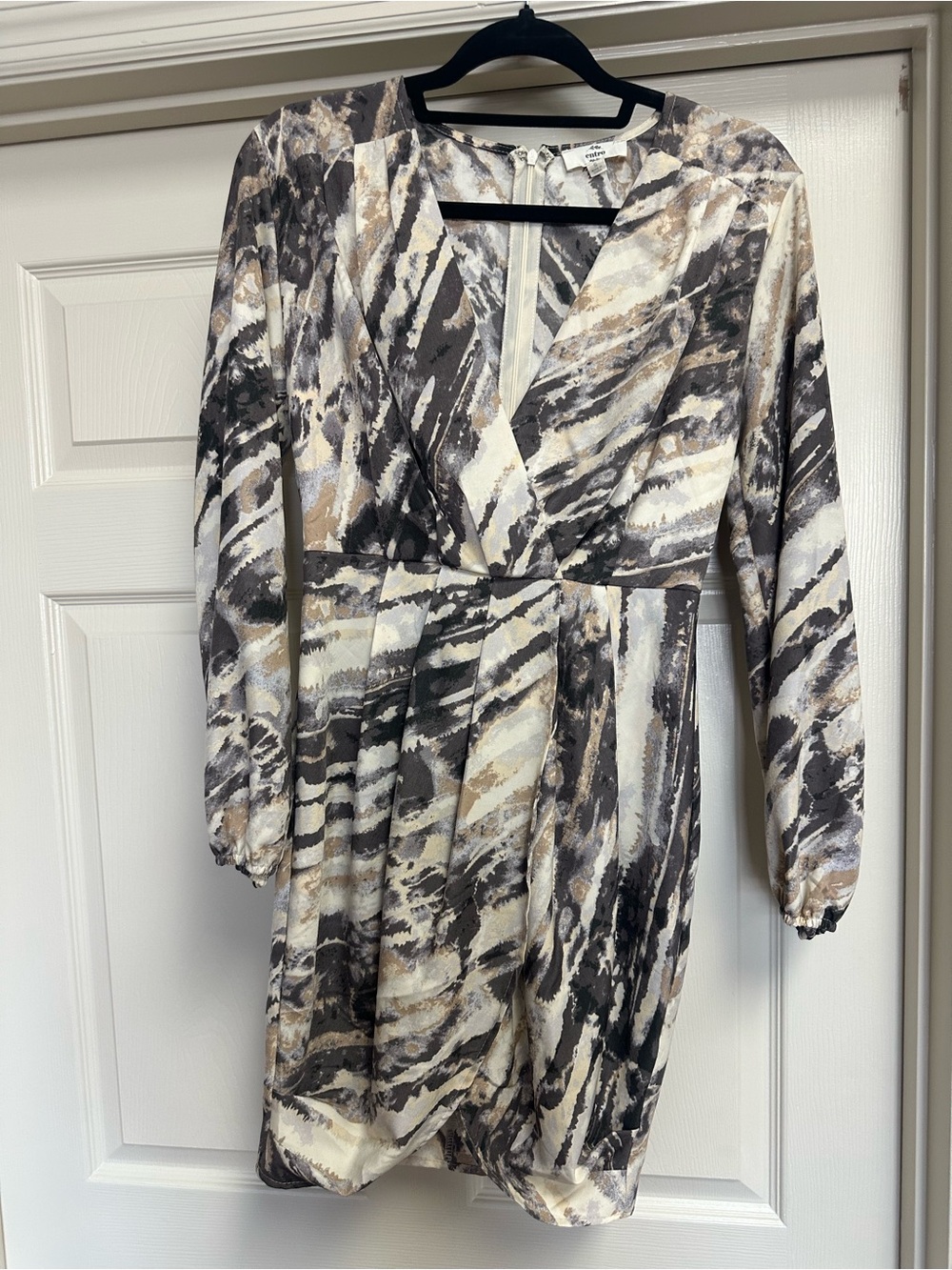Entro Abstract Print Mini Dress